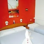 Arlino Hotel 3*