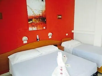 Arlino Hotel 3*
